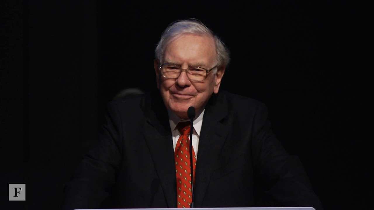 Warren Buffett Toasts Greatest Philanthropists In The World: Bill and Melinda Gates