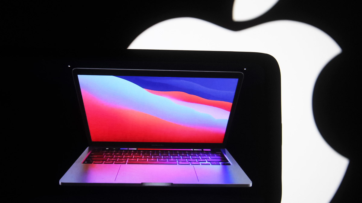 Is Apple's New MacBook Pro Being Held To Ransom? | Straight Talking Cyber